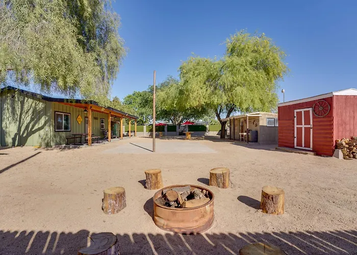 Holiday home Outdoor Space, Near Everything: Getaway! *