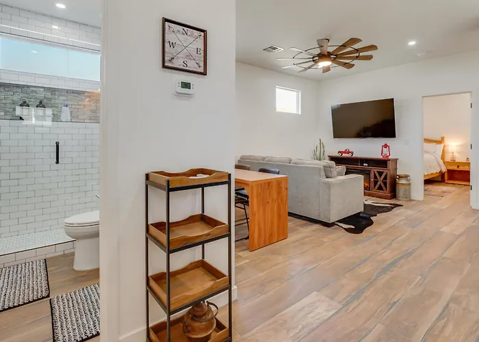 Outdoor Space, Near Everything: Getaway! * Glendale
