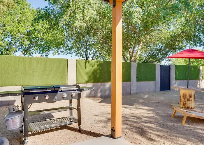 Outdoor Space, Near Everything: Getaway!
